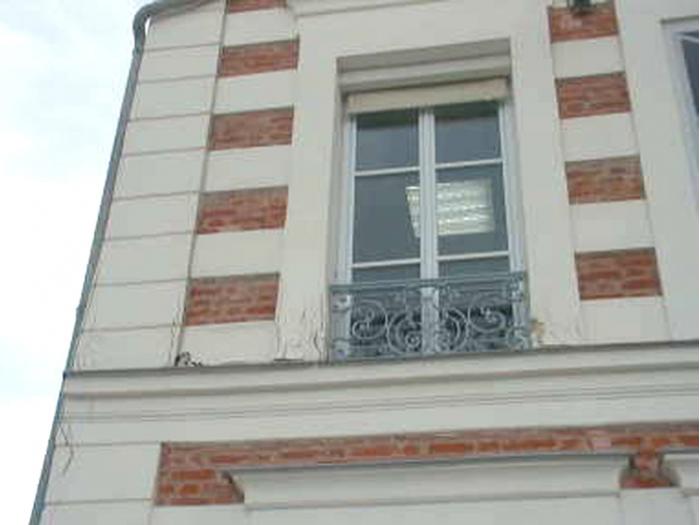 Sinistre à la loupe : un gonflement de mortier plâtre et chaux